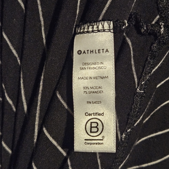 Athleta Black and White Chevron Mini Dress size Medium - Picture 7 of 9